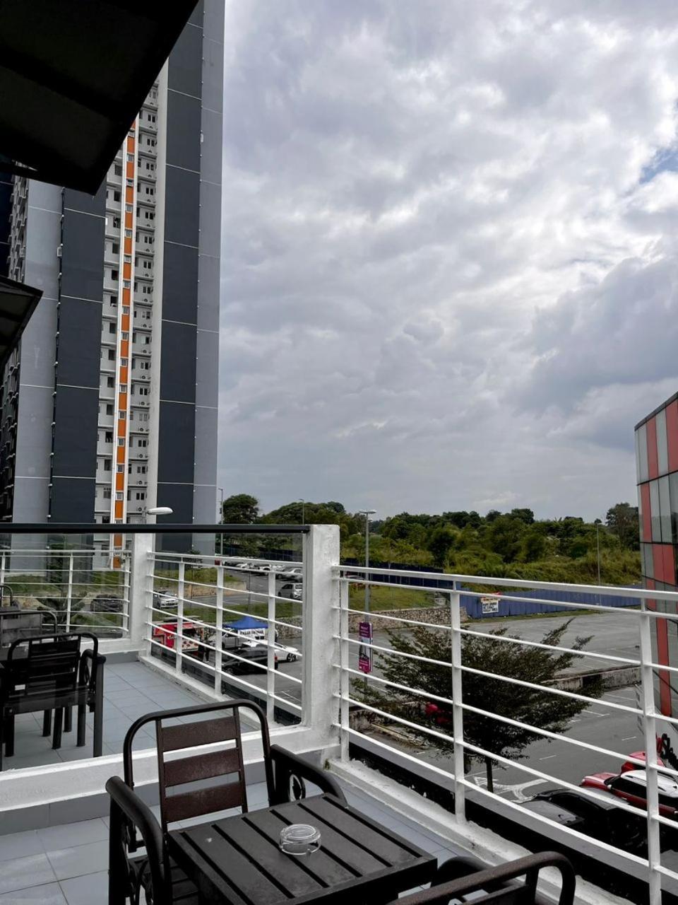 S8 Boutique Hotel Near Klia 1 & Klia 2 Sepang Exterior foto
